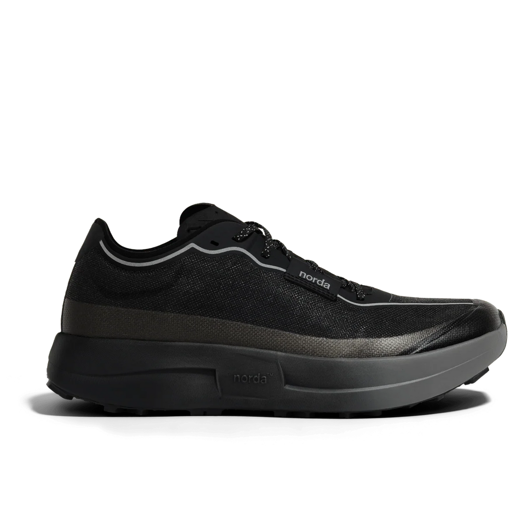 Norda 005 Stealth Black Men&