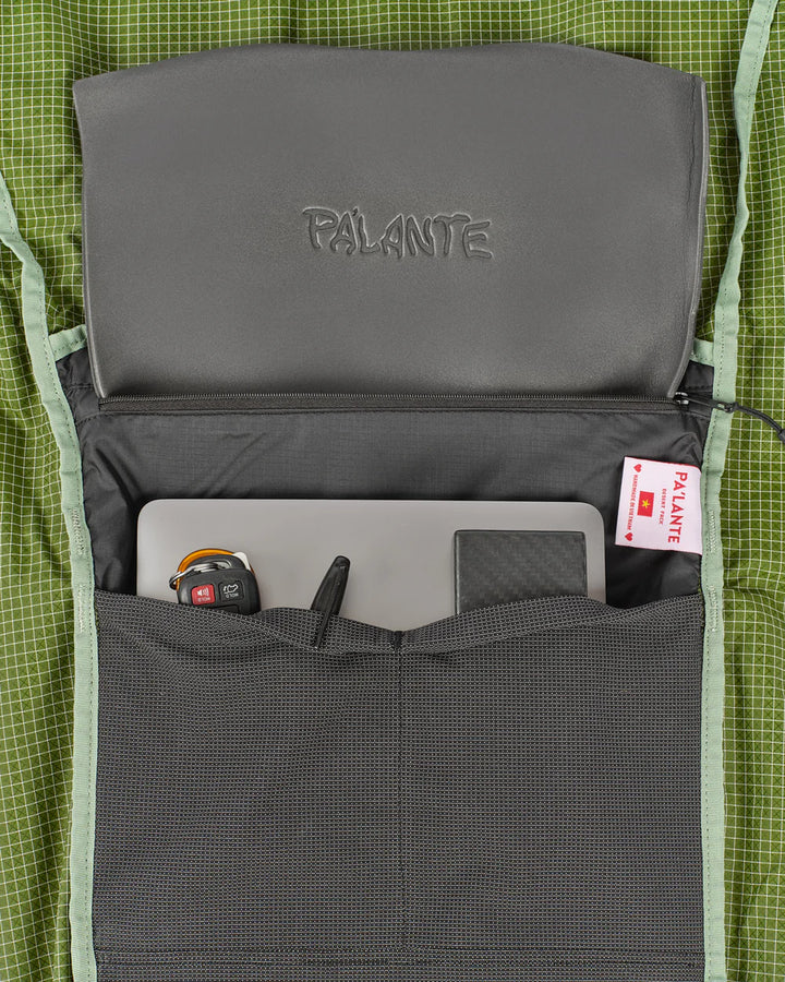 Pa'lante Desert Pack w/Pad & Sleeve
