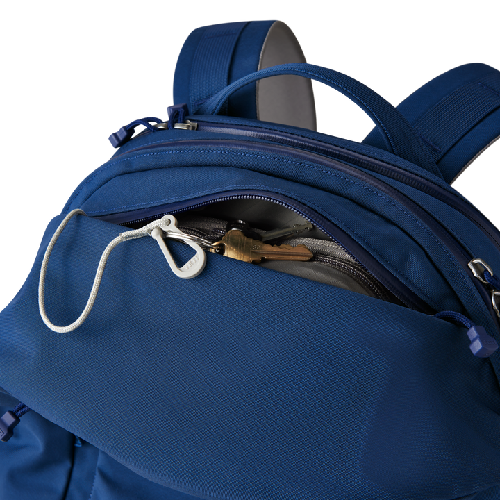 YETI Crossroads 27L Daypack
