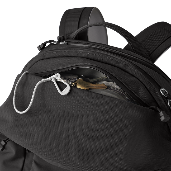 YETI Crossroads 27L Daypack