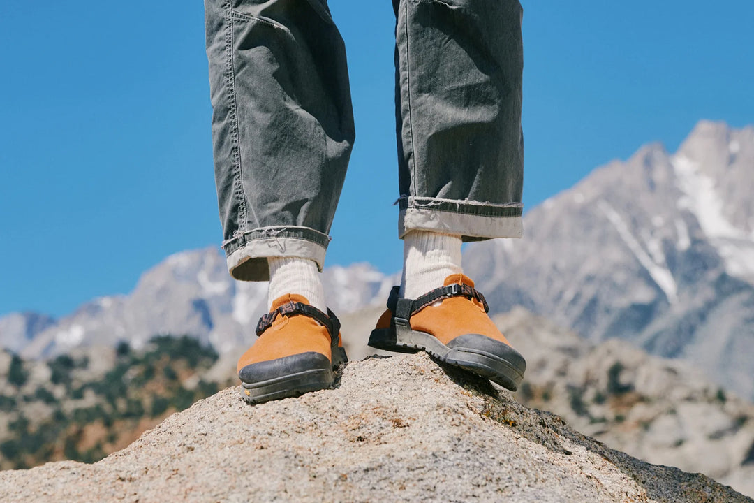 Bedrock Mountain Clog Suede Leather (Unisex)