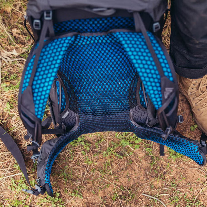 Gregory Focal 48 Men's Hiking Pack