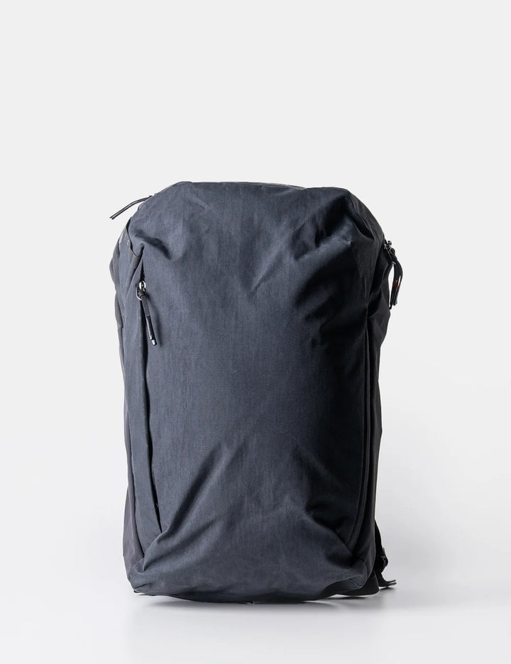 Matador x Carryology Redeye 24 Black Edition (Limited Edition)
