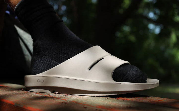 OOFOS OOahh Unisex Slide