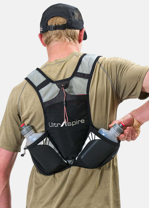 UltrAspire Momentum V2 Running Vest 6L