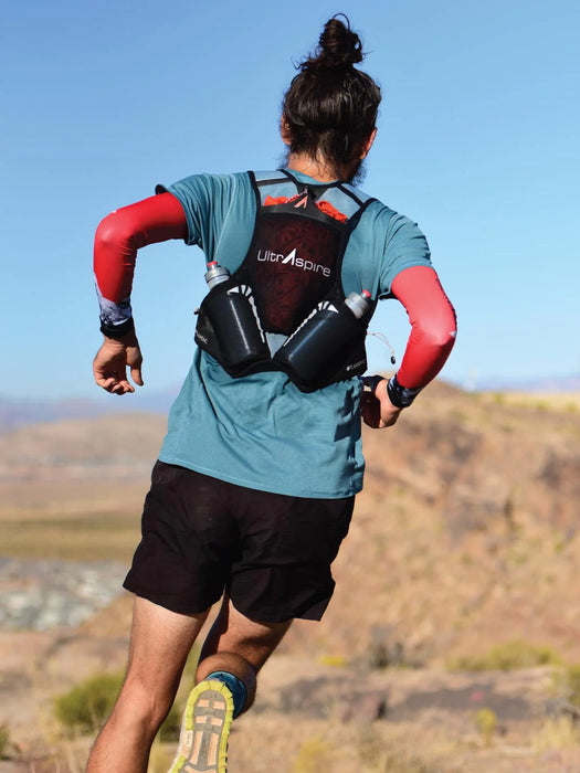 UltrAspire Momentum V2 Running Vest 6L