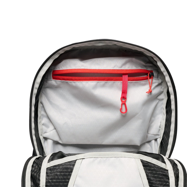 Pursuit 15 Backpack Women's