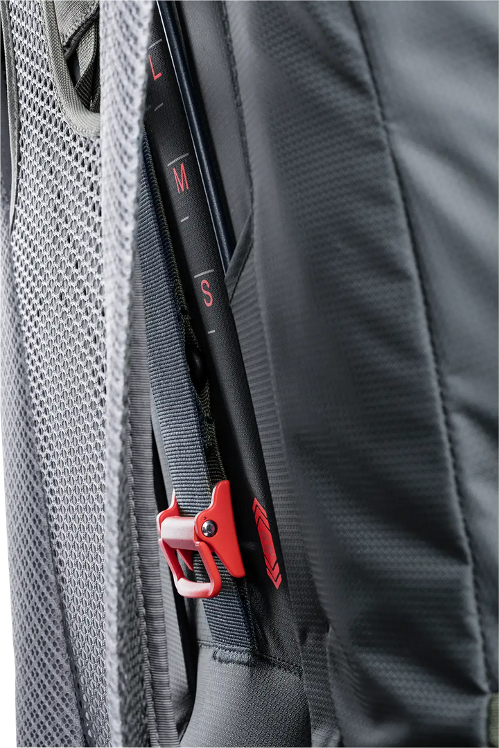 Deuter Futura Air Trek 50+10 Hiking Pack (Men&