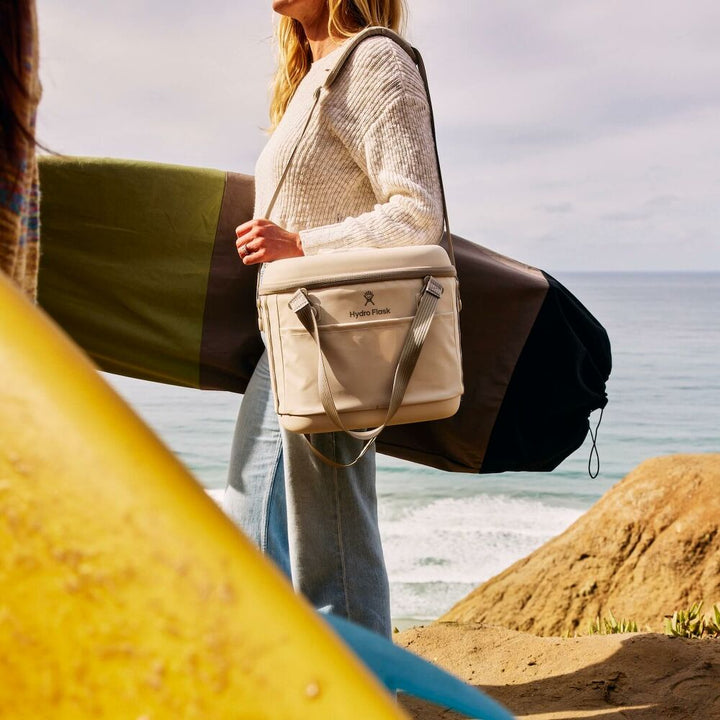 Hydro Flask Carryout Cooler 15L