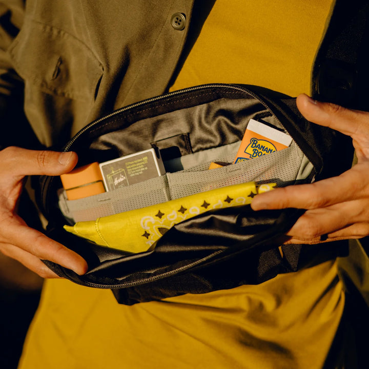 Peak Design Outdoor Sling 2L