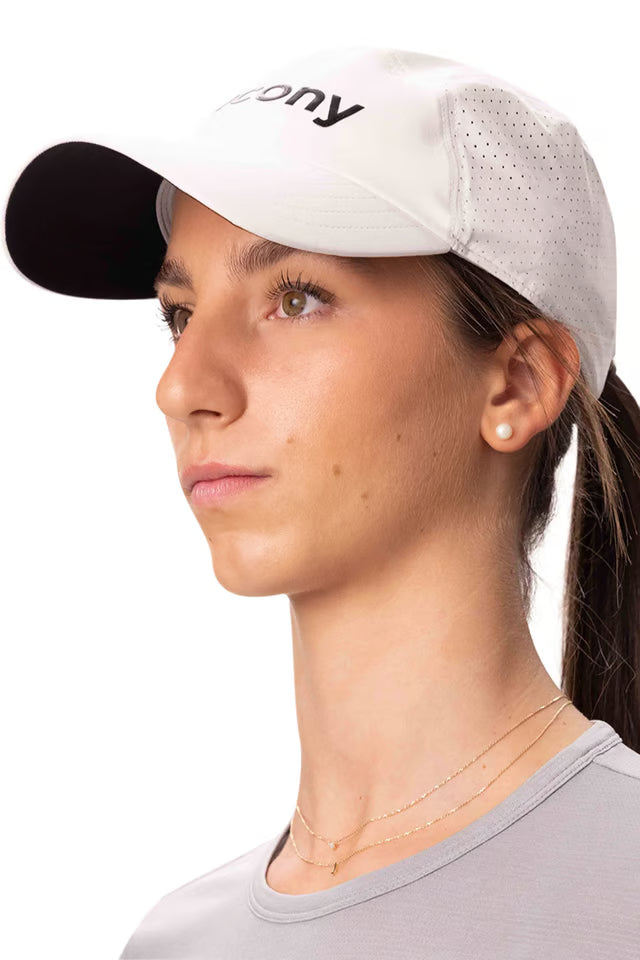 Saucony Outpace Running Cap
